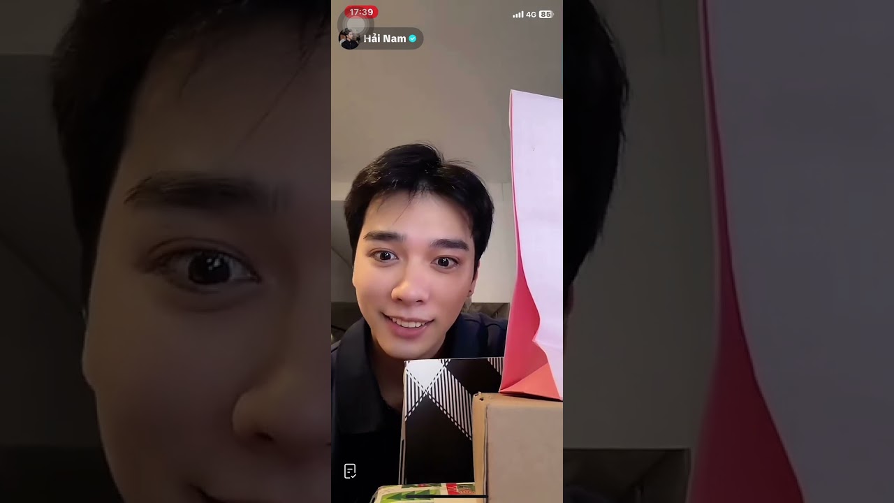 Anh ấy thoại cỡ đó ko ấy:)))