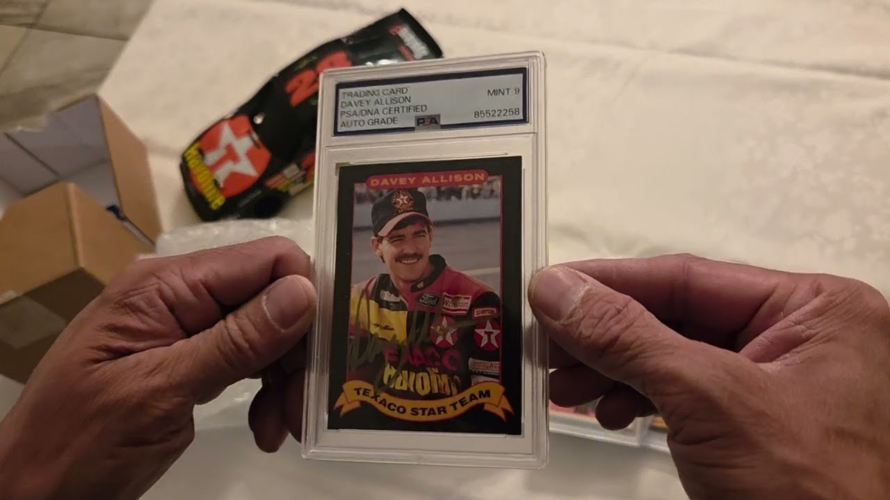 PSA / DNA Unboxing Nascar #28 Davey Allison Autographs 4 out of 6 Authenticated