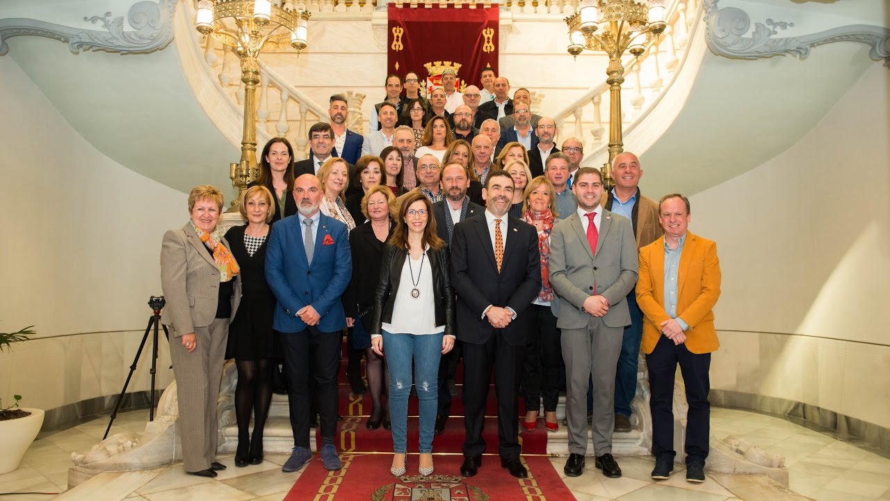 Los nuevos funcionarios del Ayuntamiento han tomado posesión en el Palacio Consistorial