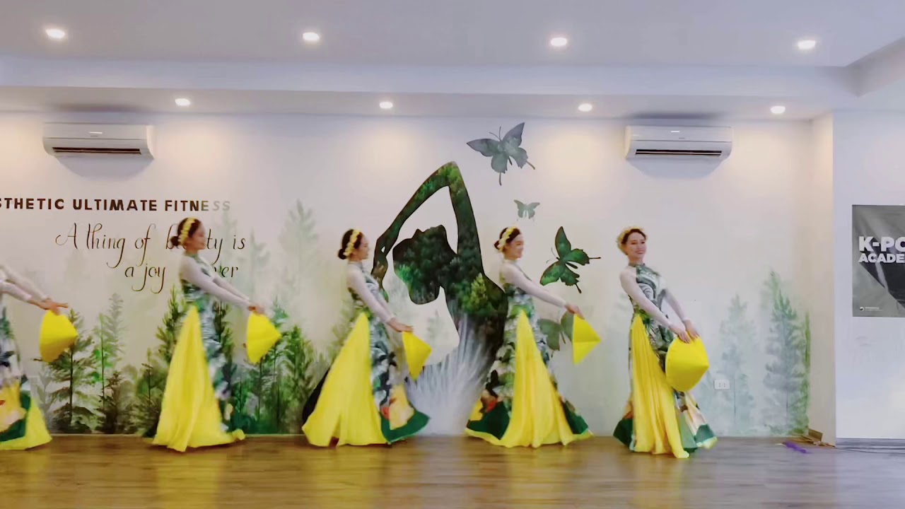Múa Nàng Thơ Xứ Huế tuyệt đẹp - Vũ đoàn Cannes