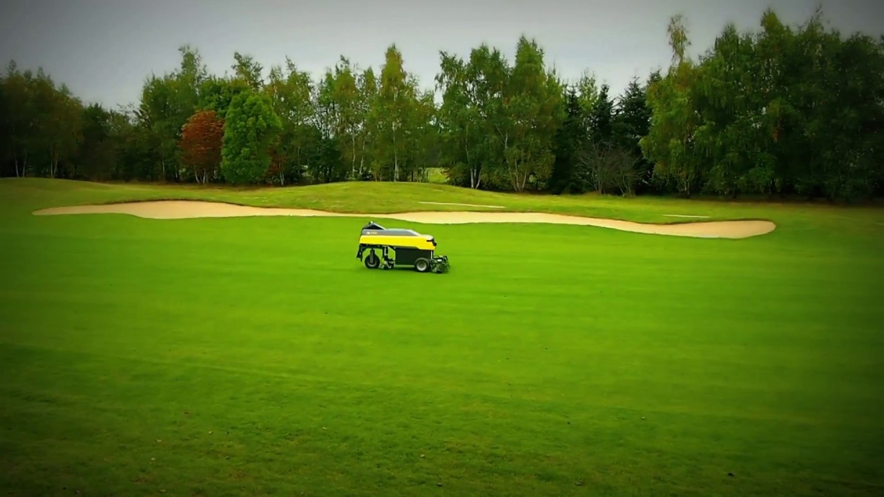 TURFLYNX F315 fairway robot at Golf du Gouverneur