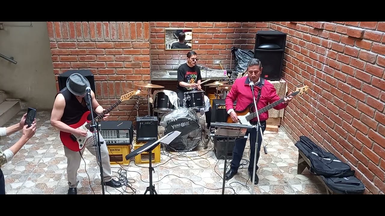 Hombres G - Devuélveme a mi chica - cover By Carvivani
