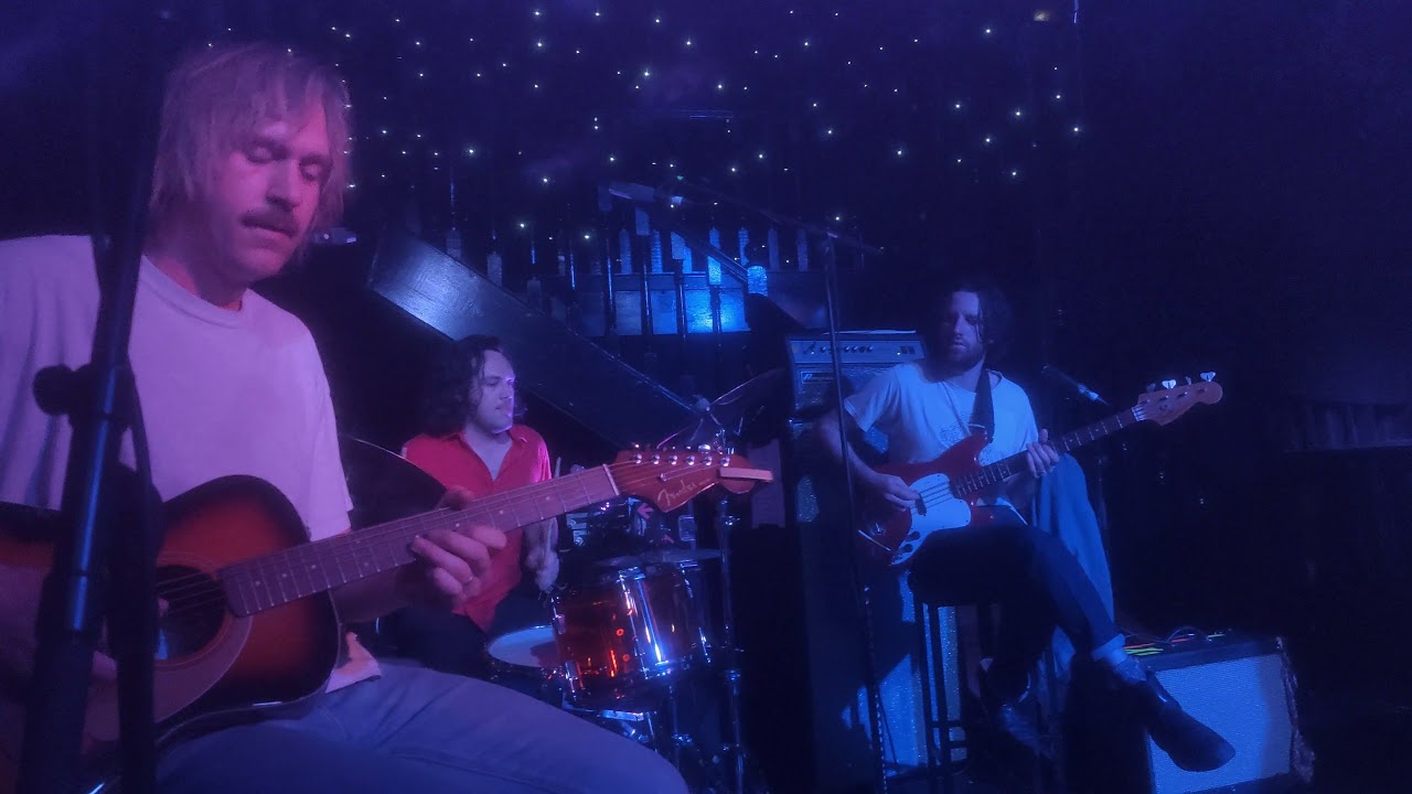 King Gizzard - Hot Water (Accoustic) - Live at Brunswick Ballroom 13.12.21