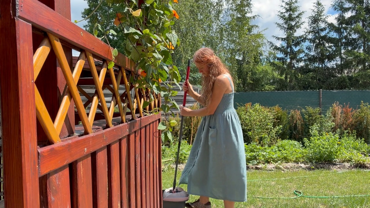 Tworzę sw&oacute;j świat slow living/ Kr&oacute;liki będą tu żyły inaczej/ Tworzę alejkę modrzewiową.