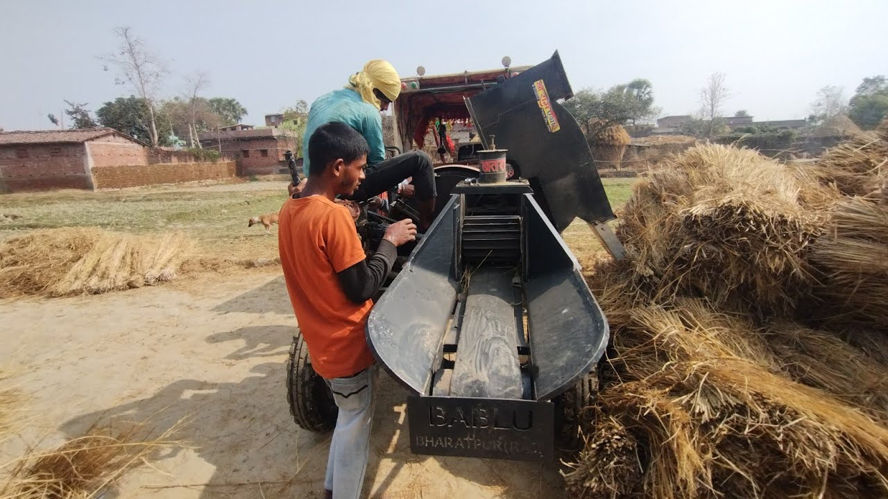 Kuti Katne ke liye machine aa gya