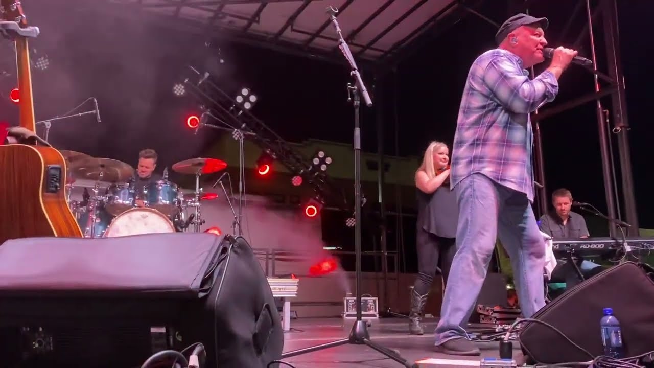 Rock ‘n Roll Bone - Collin Raye (7/28/22)