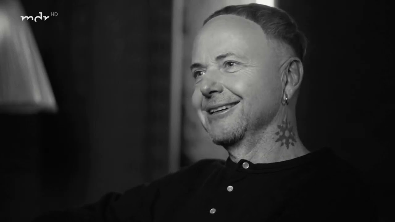 Interview with Paul Landers: East Germany and Feeling B [ENG SUB]