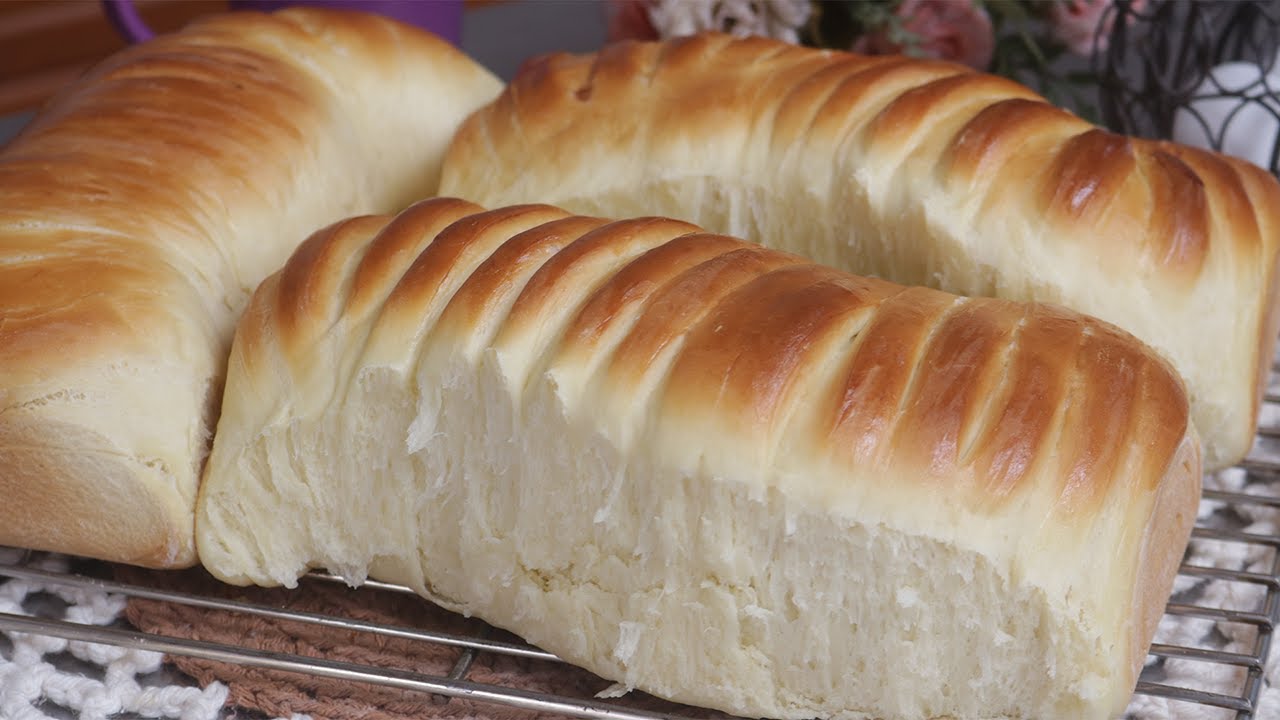 PÃO CASEIRO FOFINHO COMO NUVEM FÁCIL DE FAZER E PERFEITO P/ O CAFÉ - Bateu, tá pronto