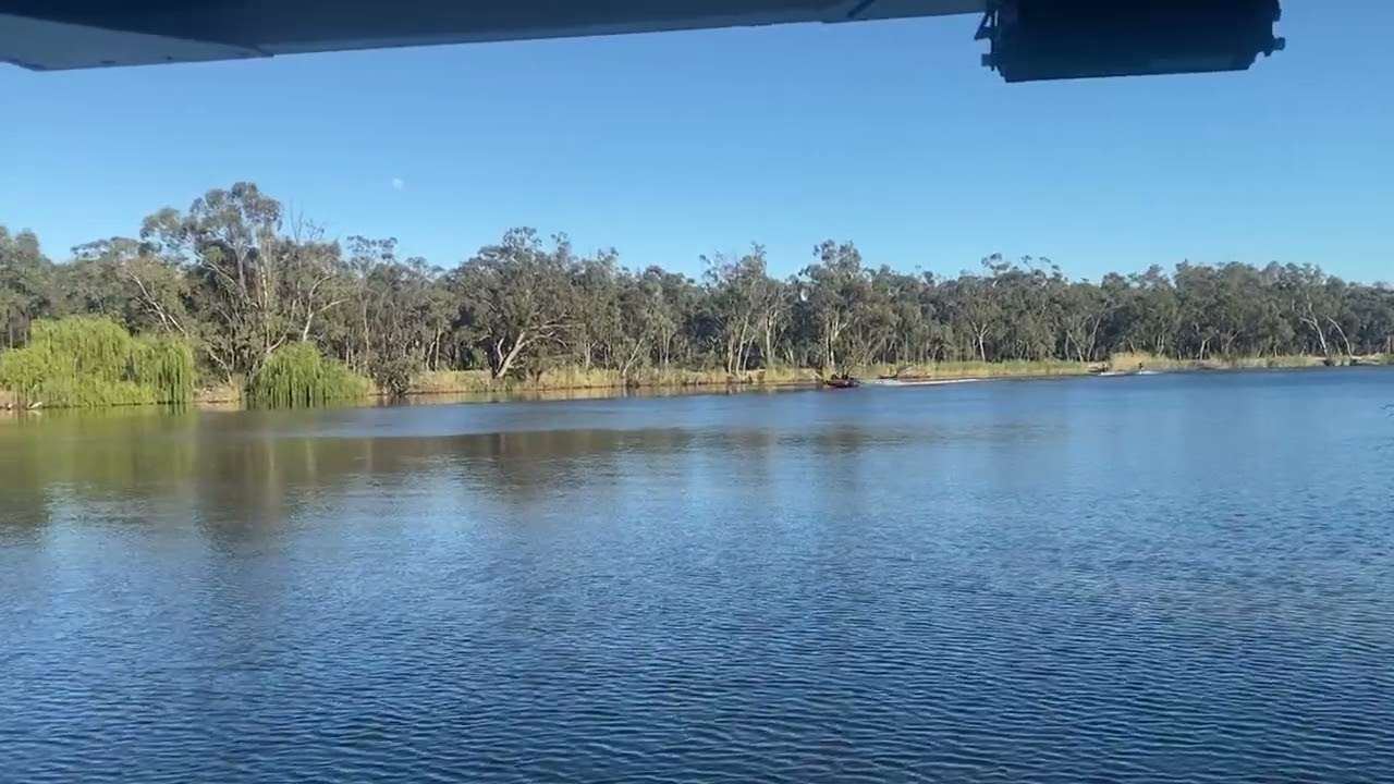 Video 74 watching two skiers travel past at 80 miles an hour on the Murray River