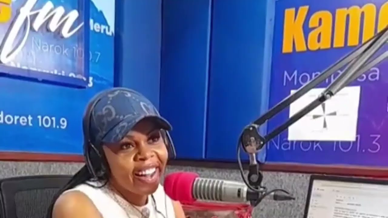 MUTHONI WA KIRUMBA GUCOKERIA ARIA MARAMUFANGIRA URU  SUBSCRIBE 🙏