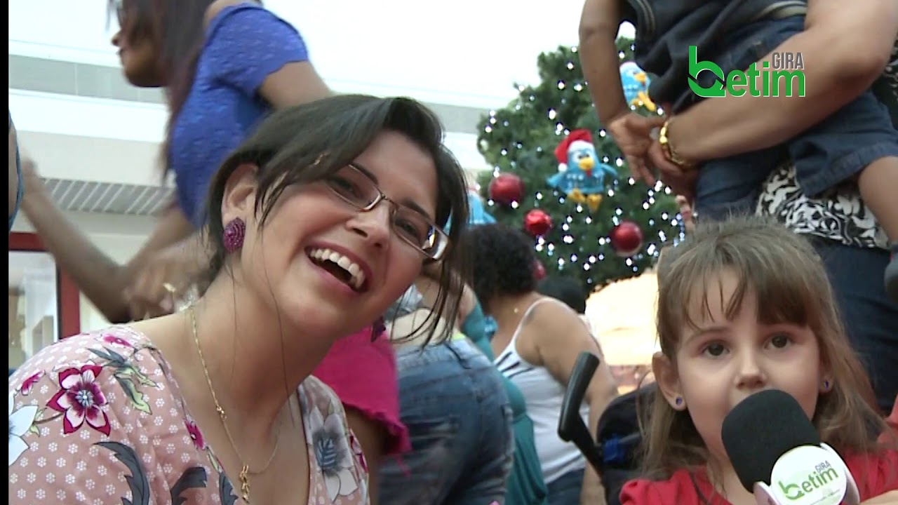 Chegada do Papai Noel e da Galinha Pintadinha - Partage Shopping Betim