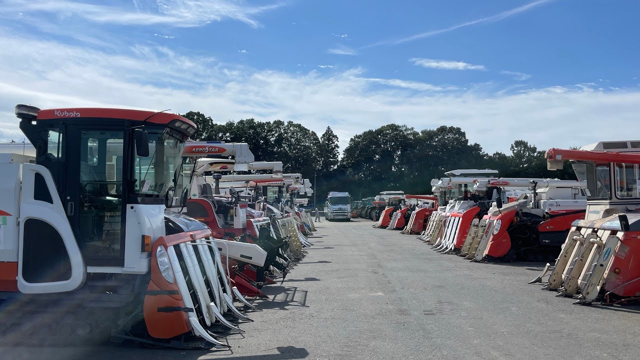 Rice Harvesting Combine Machines | Agriculture and Farming Equipments in Japan | Made in Japan
