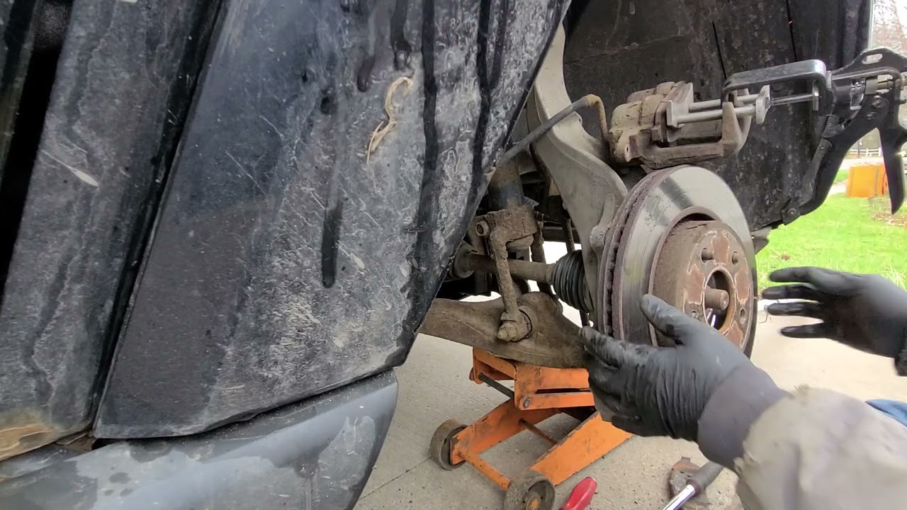 How to change front brakes and rotors on a 2006 jeep commander