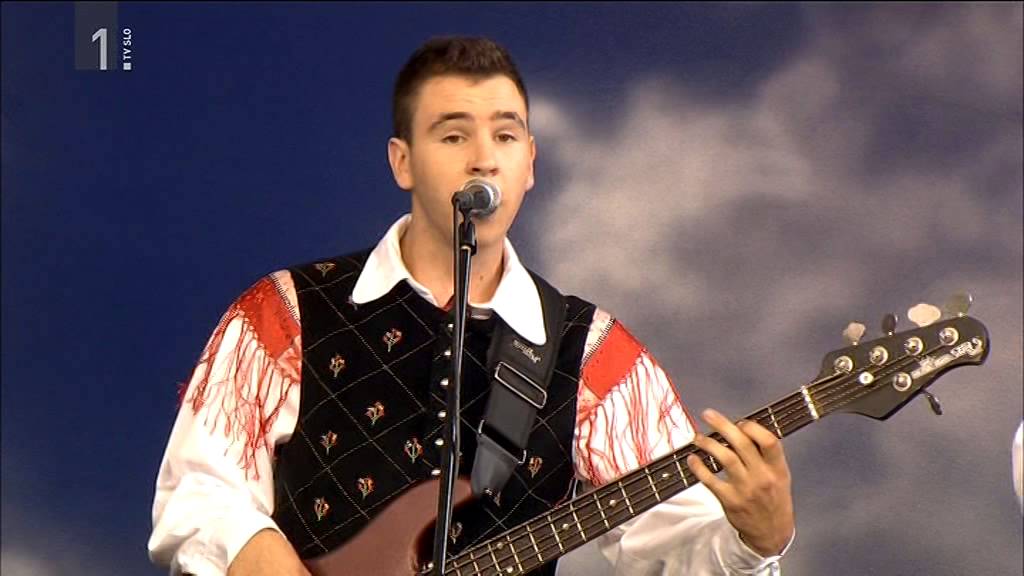 Dolenjski zvoki - Kadar zaspi - Števerjan 2015