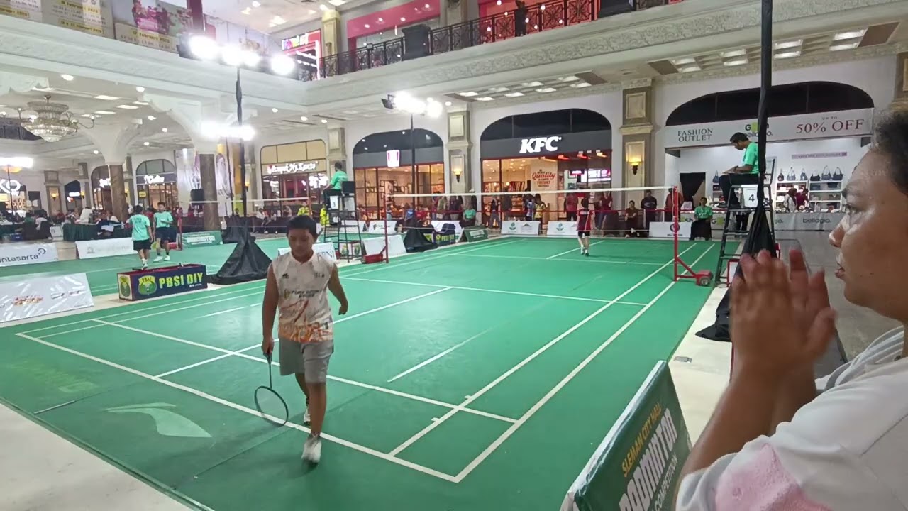 Semifinal SCH Badminton Mall Competition 140226 Fabian (PB BU) vs Kendrick (Champion Klaten)