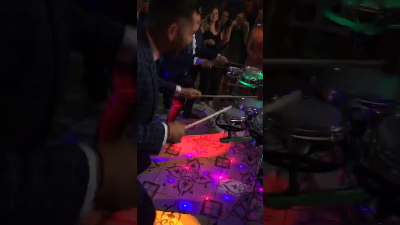 Kartacha ve Razvibacha payner kardesler Baraban show (Tuncer agamın düğününden) 