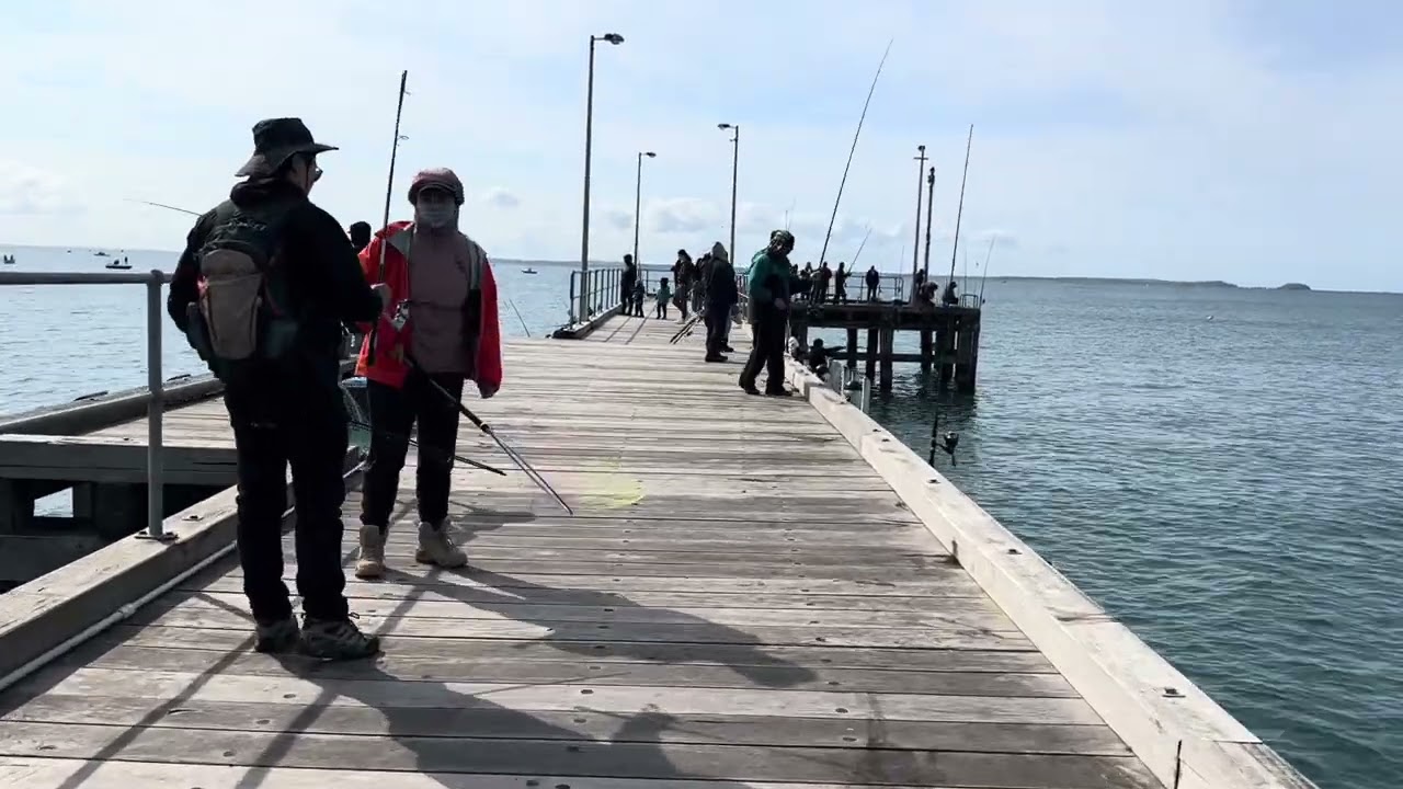 Fishing at Flinders Pier, Victoria