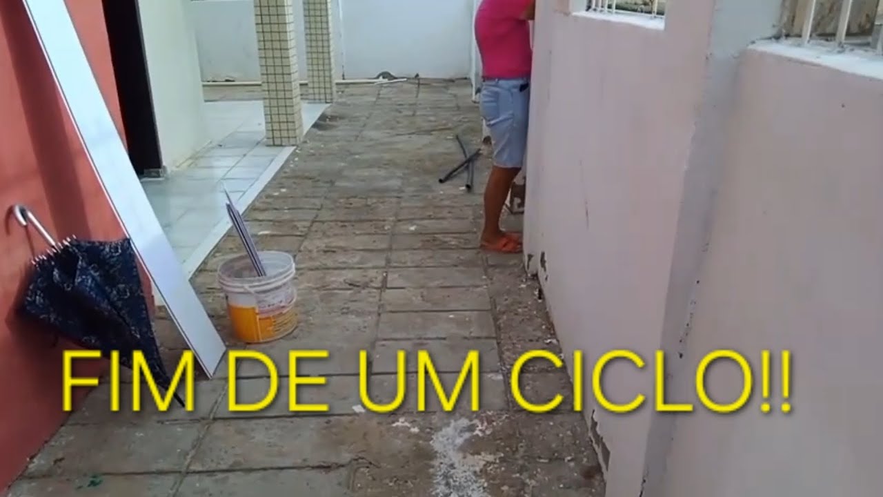 FOMOS ENTREGAR A. CHAVE DA ANTIGA MORADA.