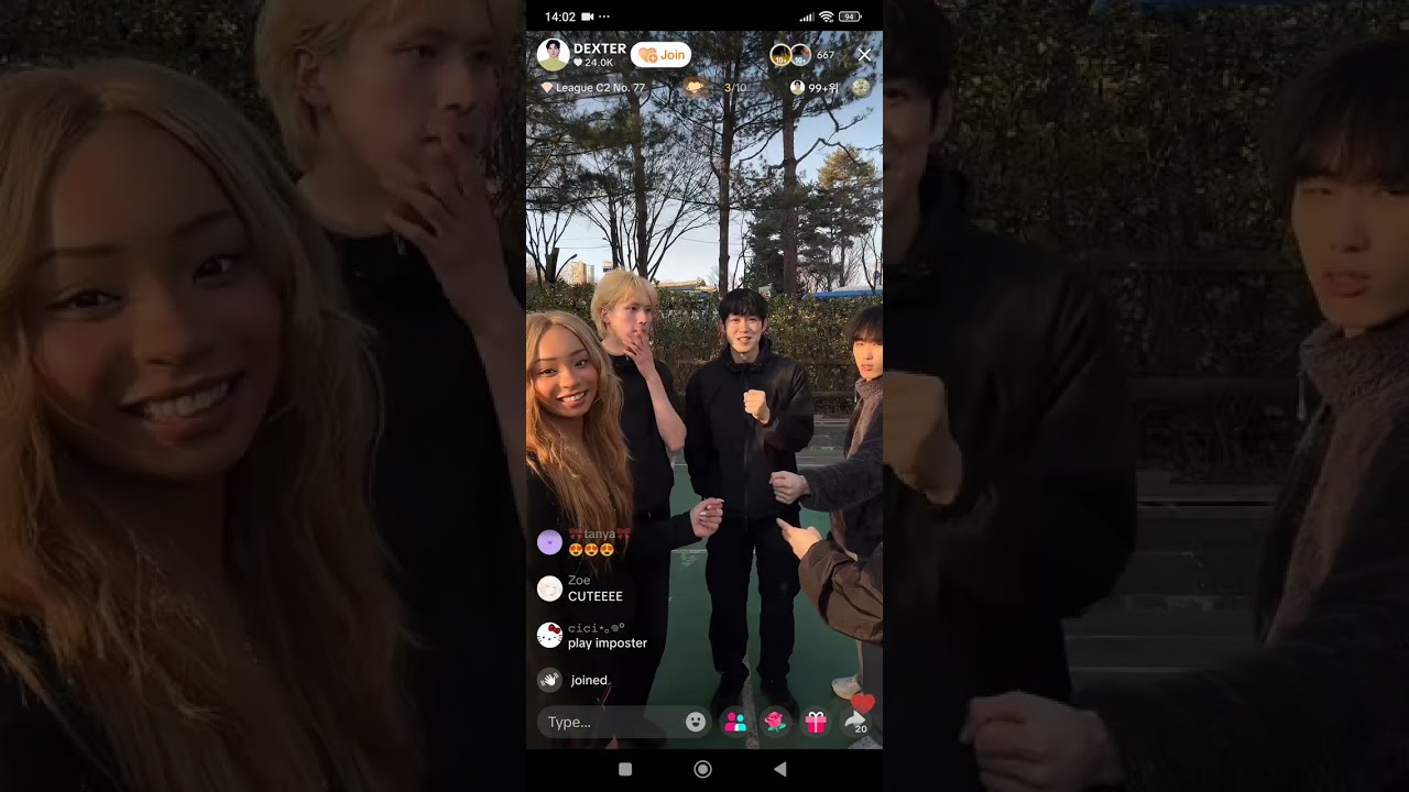 Their hang out live with Queenie, Dean , Dexter, arty and Ian,😊.. part 1