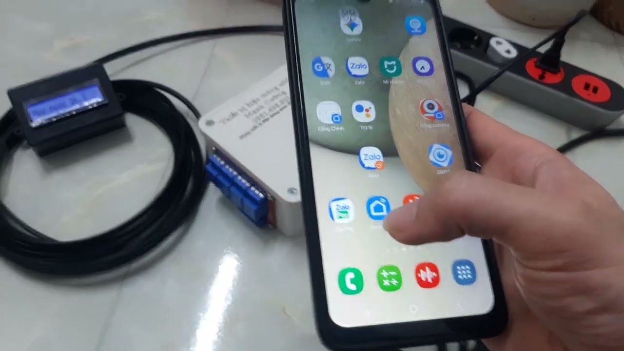Đồng hồ đo mức nước WIFI có màn hình, đo mức nước trong bồn chứa