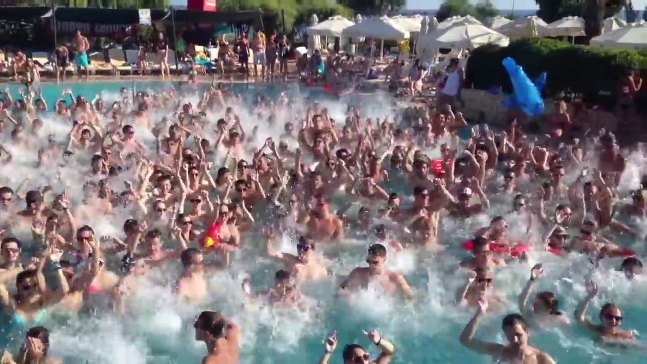 2:tages:bart @ Summer Splash Pool 2013