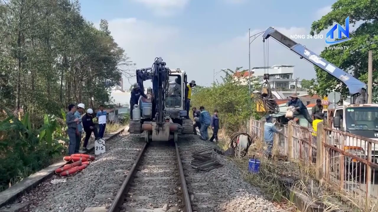 Vụ va chạm với cầu Ghềnh gây thiệt hại nghiêm trọng | TayNinhTV
