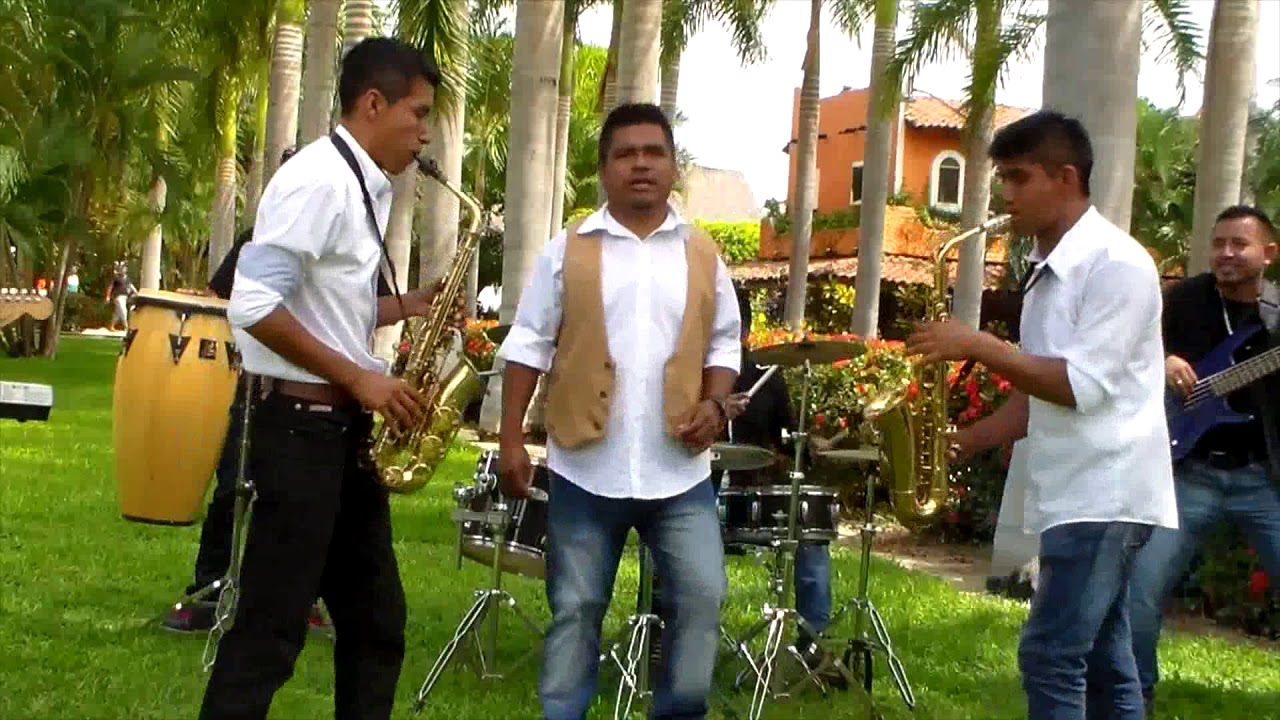 Grupo Musical Revelación jr. Snt Cruz Tututepec