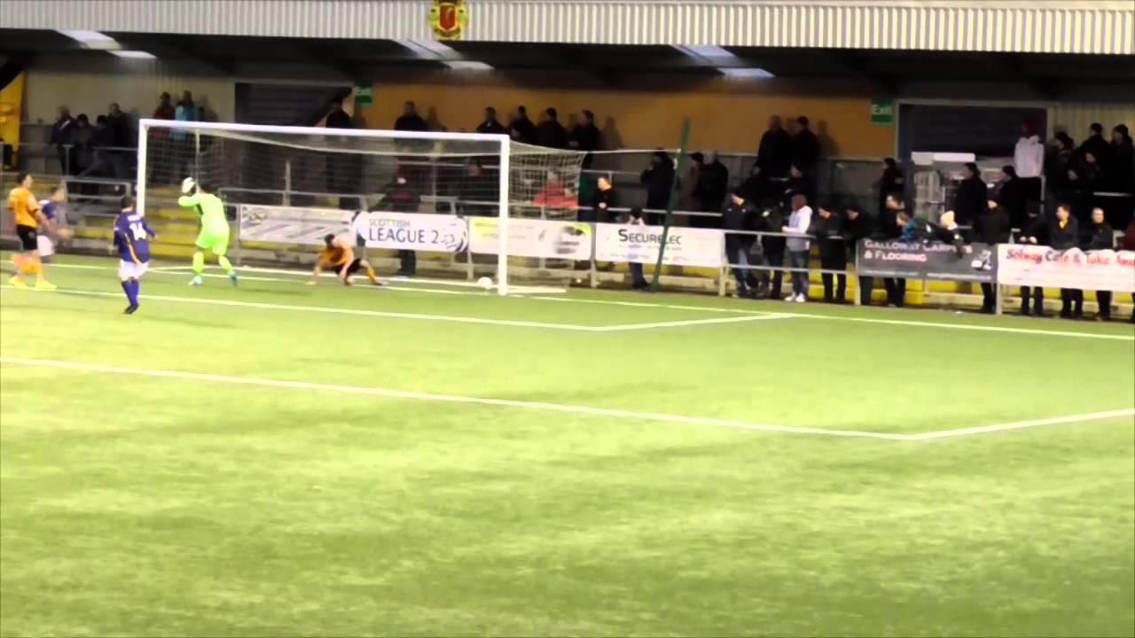 Six goal thriller between Annan and Berwick