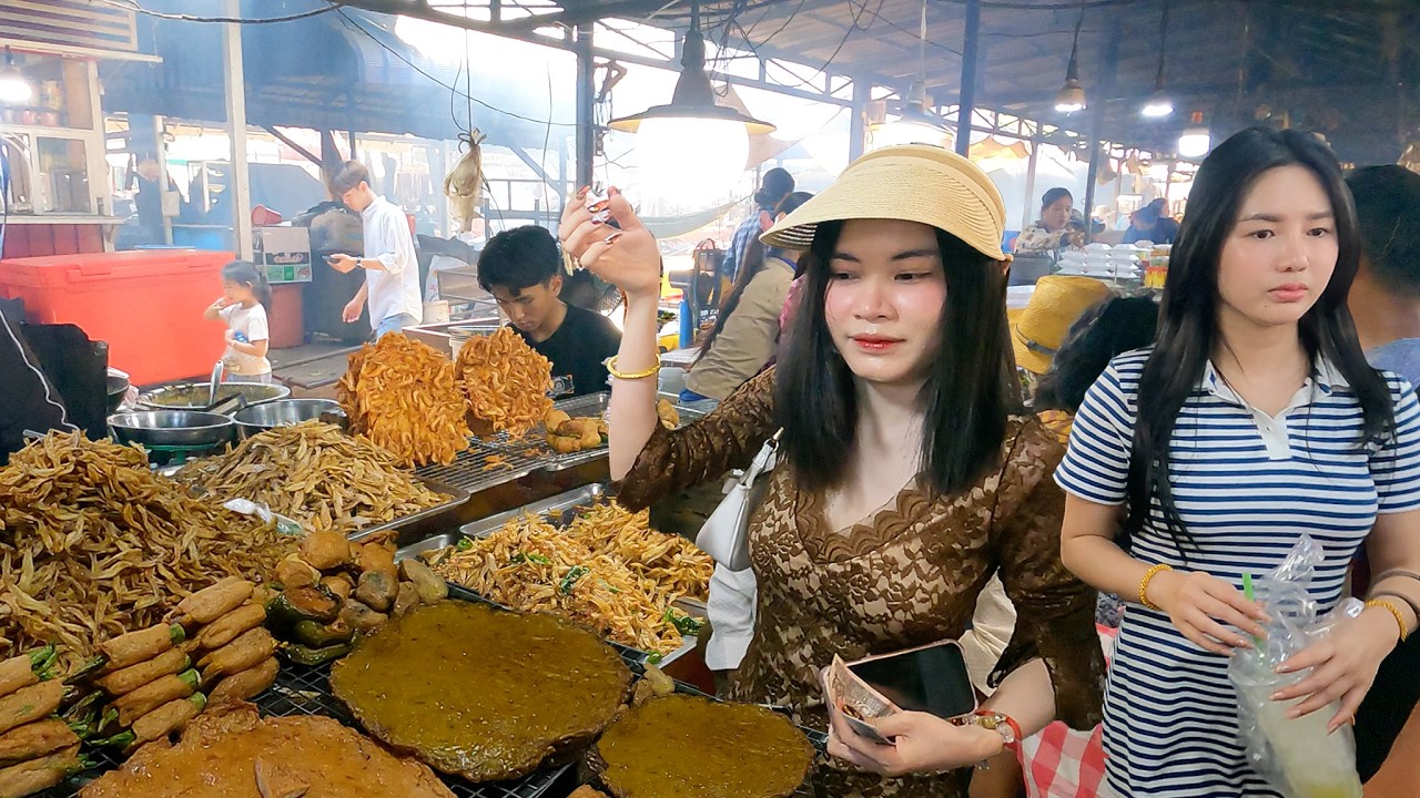 Trying Famous Cambodian Countryside Street Food - Fried Meatballs Pickled Crabs and Grilled Chicken