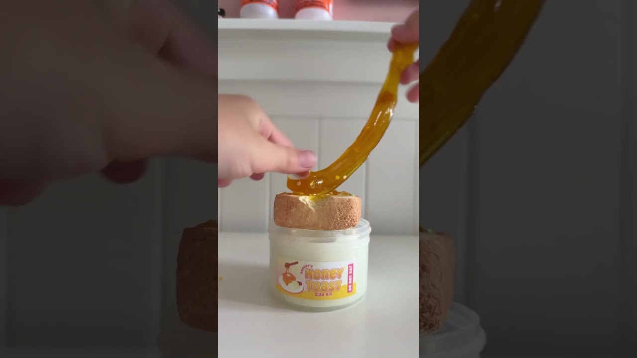 Assembling honey toast clay kit 