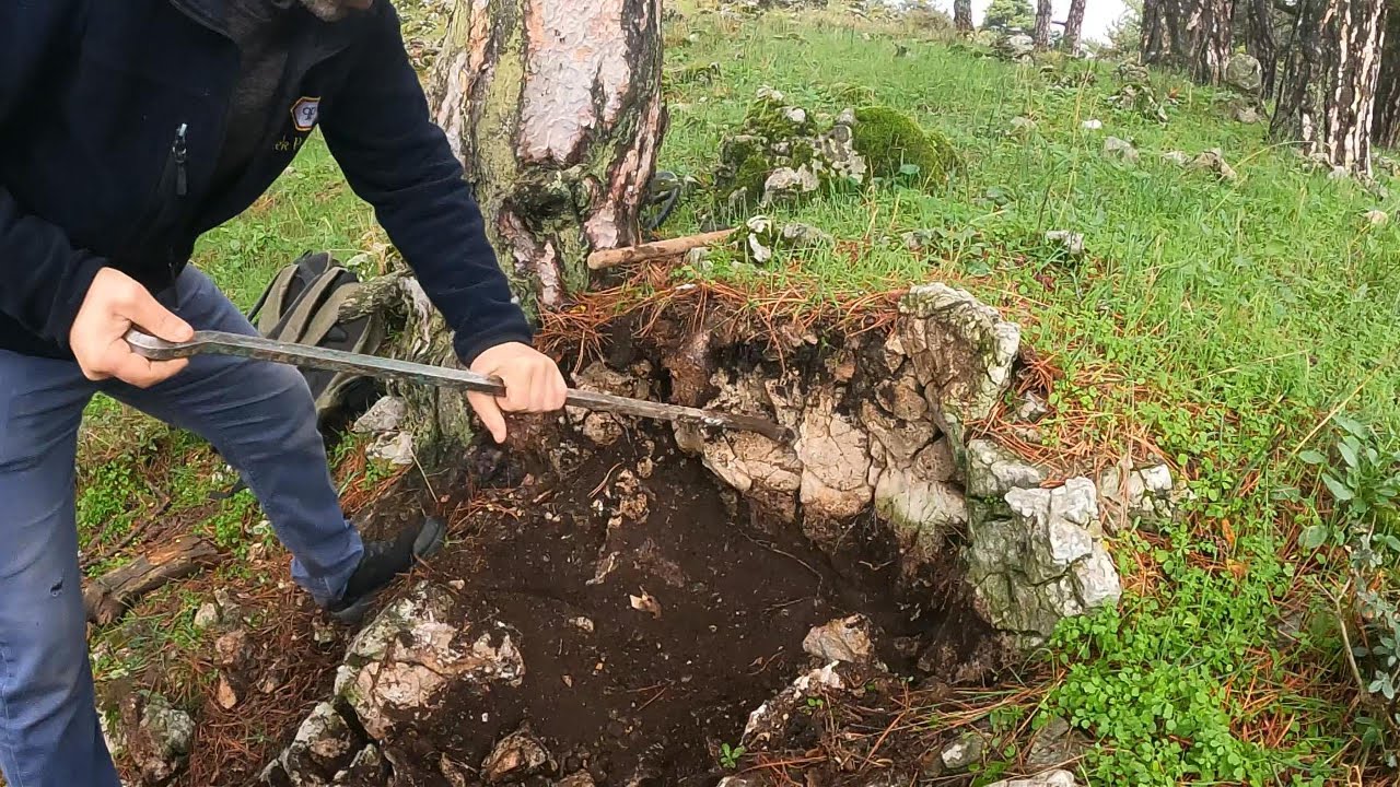 Ormanda Saklı Kalmış Macera Dolu Define Arayışı!