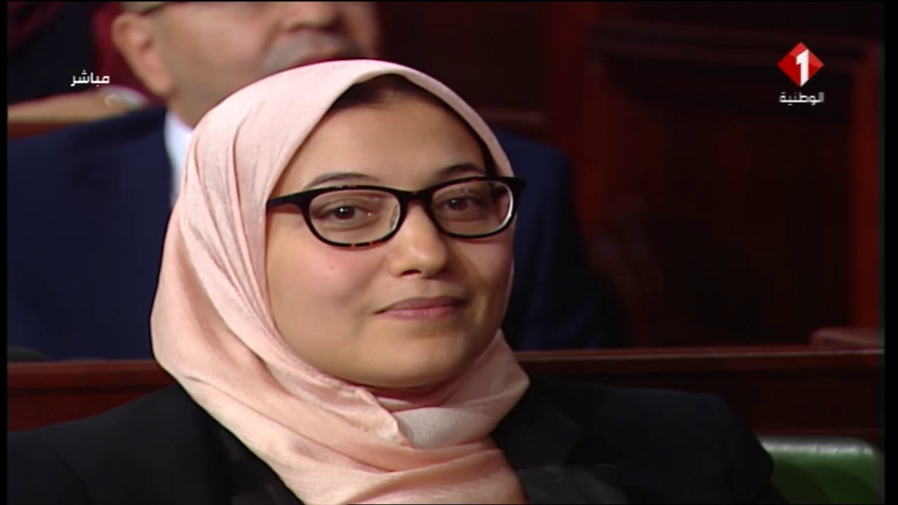 عملية تصويت النواب لمنح الثقة للحكومة الجديدة