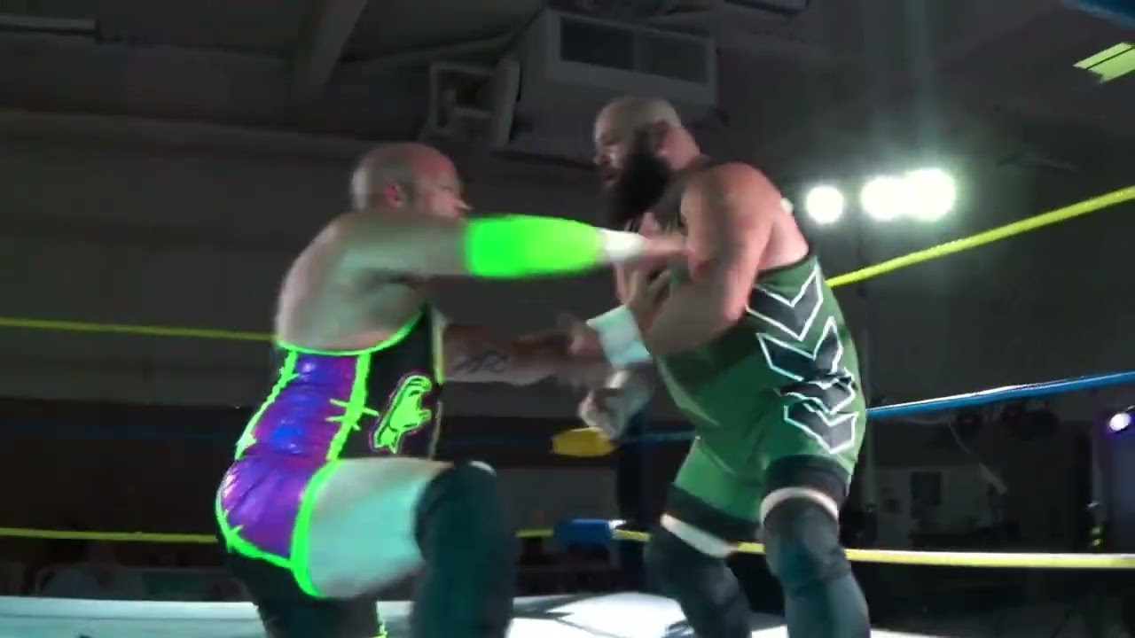 Whiskey Business vs Extreme Horsemen