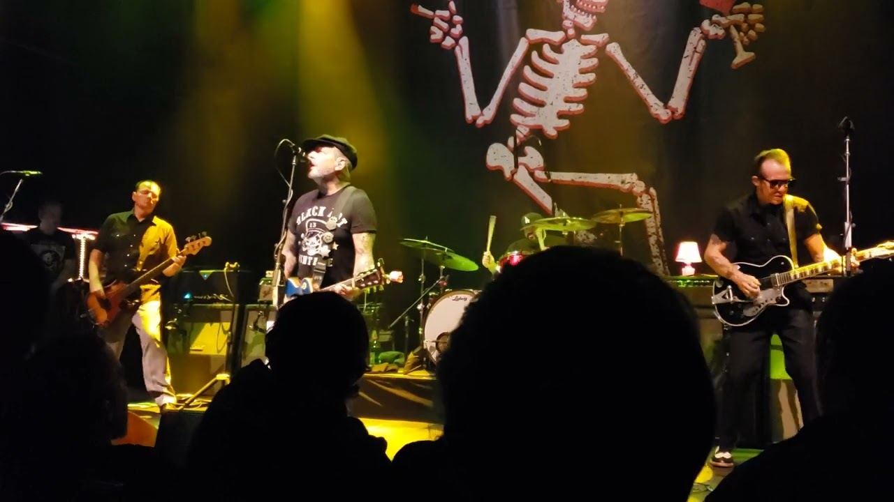 Social Distortion - Wicked Game [Live; Chris Isaak cover]