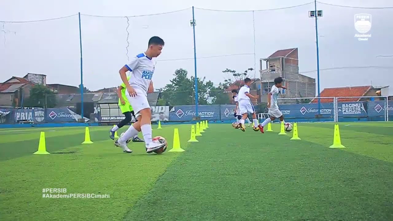 OFFICIAL TRAINING U13 AKADEMI PERSIB CIMAHI KU 2009