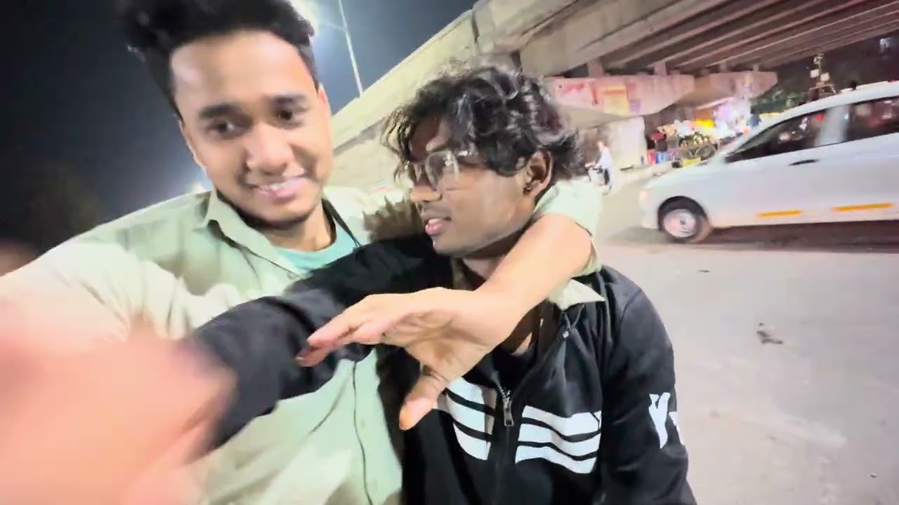 Night masti on road///with brothers ✌️