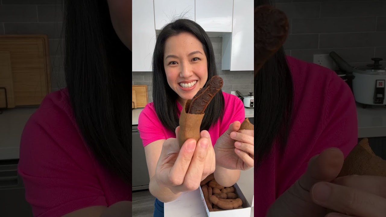 How to Eat TAMARIND From a POD