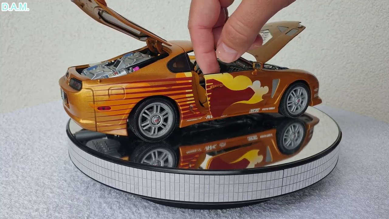 Toyota Supra 2 Fast 2 Furious  ERTL 1/18
