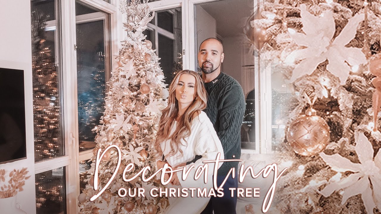Weekly vlog| Decorating our Christmas Tree