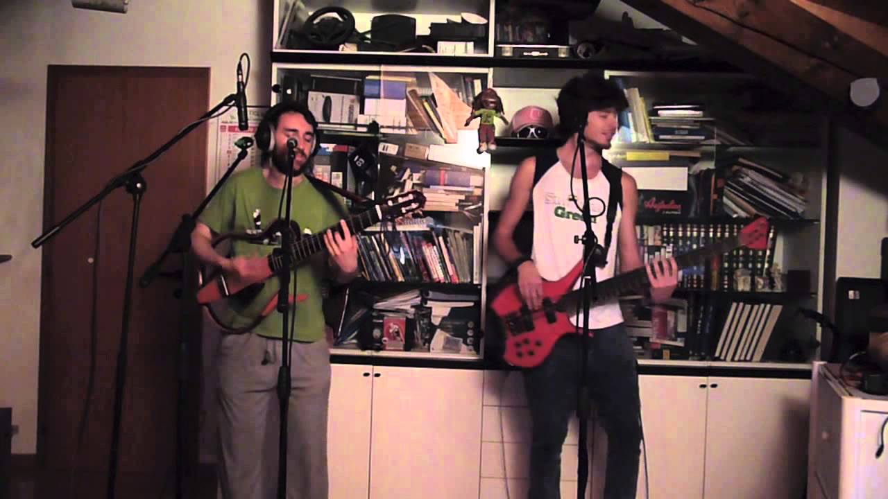 Bob Marley - War/No more trouble /// Smoking Green COVER (Live in studio)