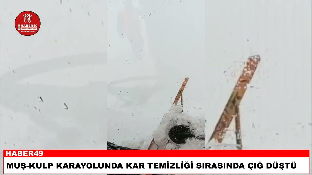 Muş-Kulp kara yolunda çığ düştü: İş makinesi kar altında kaldı