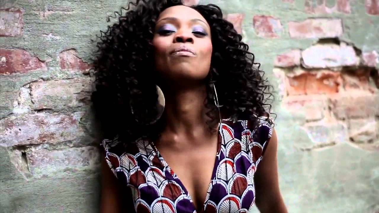 Stella Mwangi - Lookie Lookie [Official Music Video] [2011].mp4