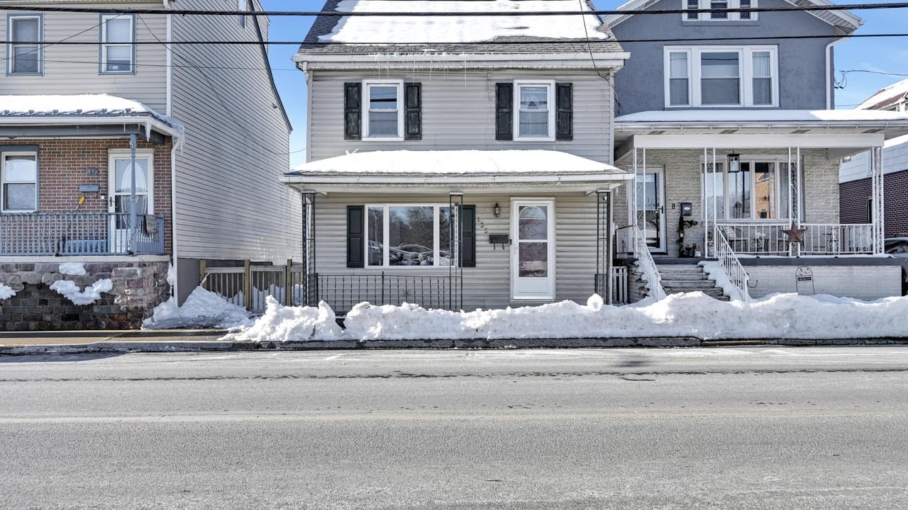 135 W Columbia St, Schuylkill Haven, PA