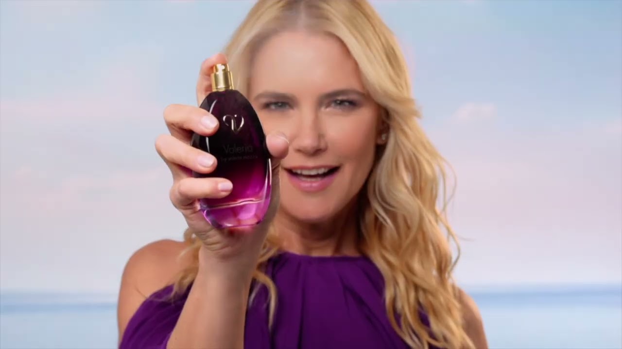 VELVET - El nuevo perfume de Valeria Mazza