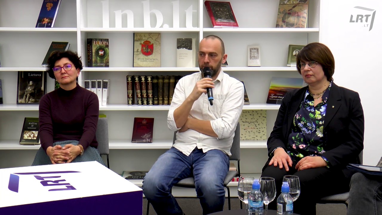 &bdquo;Jos&ldquo; ir &bdquo;jie&ldquo; perkaitusiame pasaulyje: tapatybės, vaidmenys, akligatviai ir galimybės