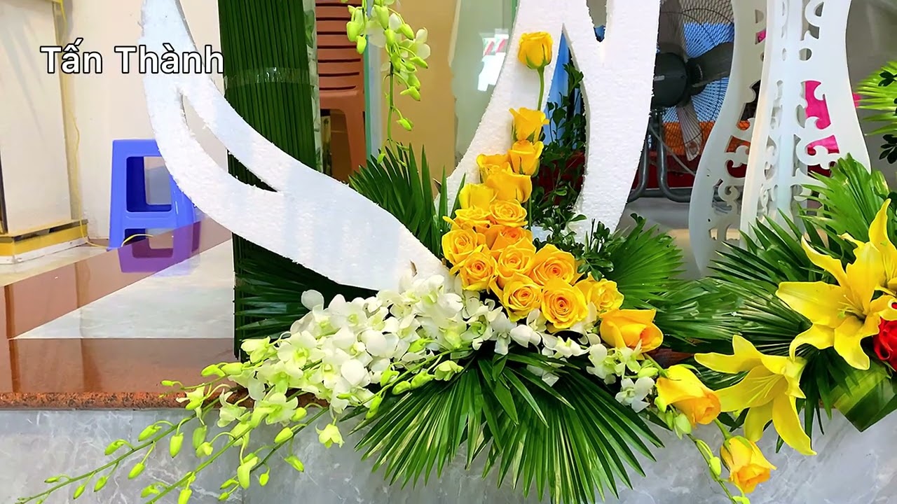 Cắm Hoa Phụng Vụ - Gx Hồng Liêm - Ma Lâm Quê Hương Tôi.