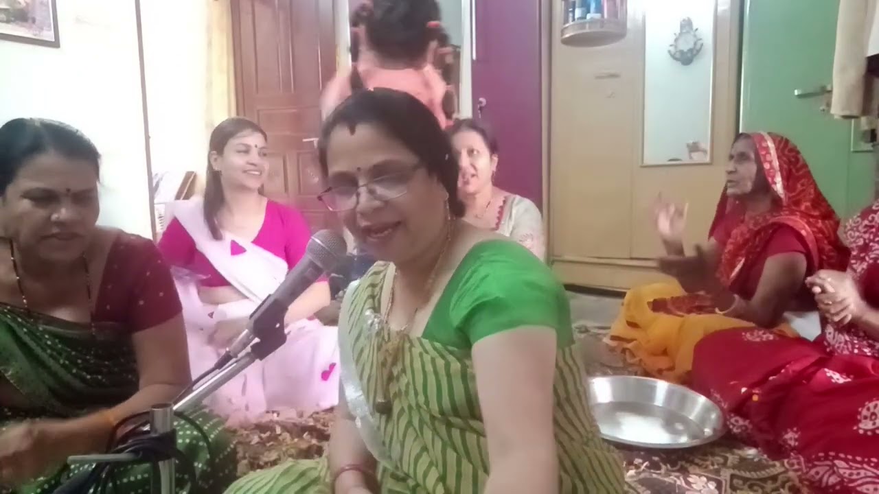 फाग उत्सव में राधा रानी के संग बरसाने में होली मनाएंगे बहुत सुंदर फाग गीत 