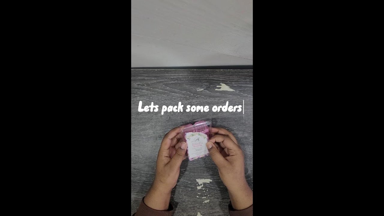Lets pack some orders!✨
