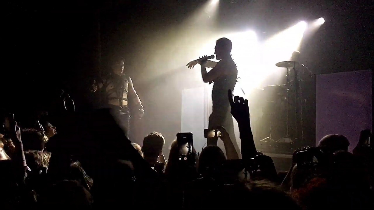 Hatari Berlin August 26 - Biðröð mistaka