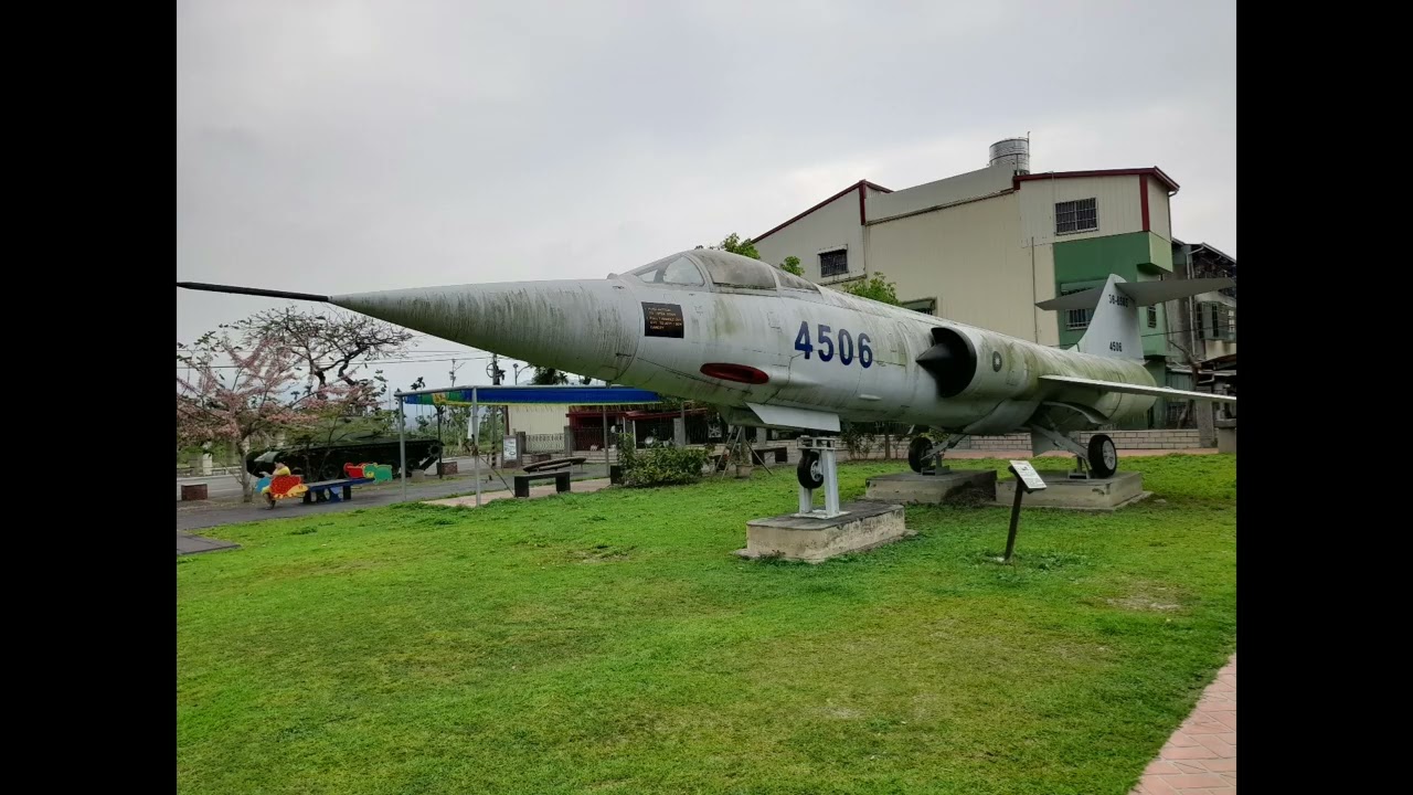 TF104G